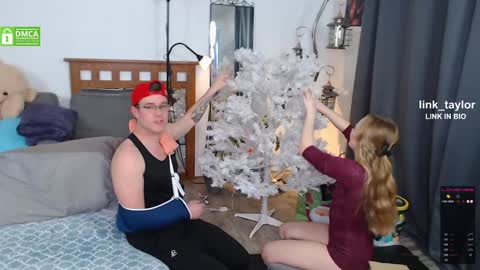 Link Taylor online show from 12-27-24, 10:59