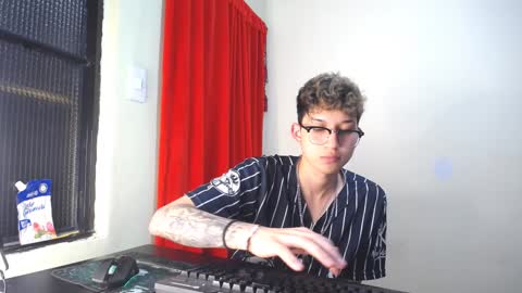 Thomas online show from 02-04-25, 09:41