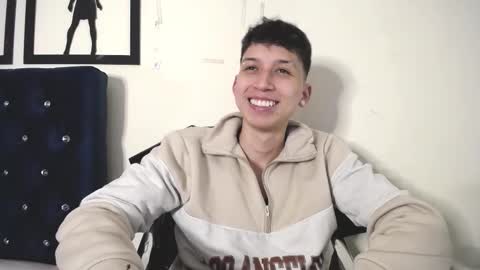 Thomas online show from 09-18-25, 03:52