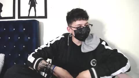 Thomas online show from 09-26-25, 04:05