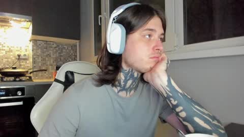 _torfin_ online show from 12-09-24, 12:23