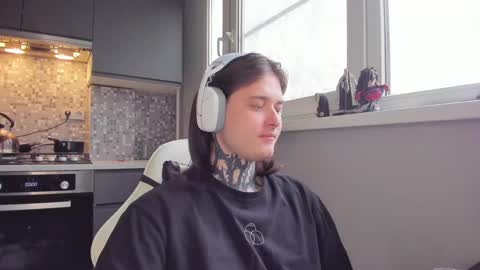 _torfin_ online show from 03-10-25, 05:54