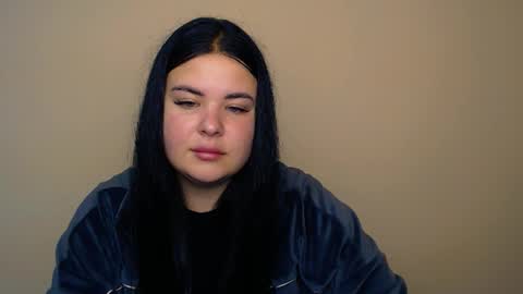 Snapshot of _trisha_li chatting on 10-14-25, 10:16 Trisha online show from 10-14-25, 10:16