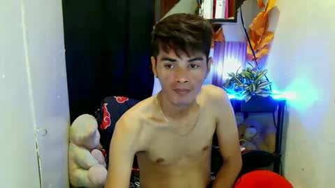 Snapshot of _urbabypam chatting on 01-16-25, 05:00 Urjerick online show from 01-16-25, 05:00