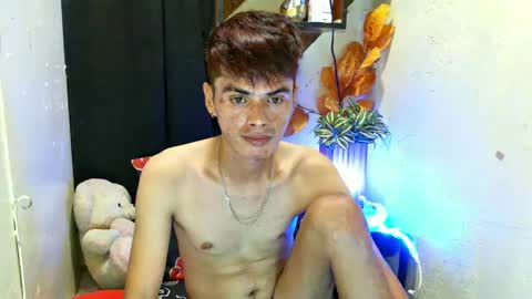 Snapshot of _urbabypam chatting on 02-09-25, 03:32 Urjerick online show from 02-09-25, 03:32