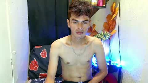 Snapshot of _urbabypam chatting on 02-15-25, 12:59 Urjerick online show from 02-15-25, 12:59