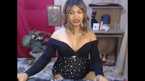 _urmorena_ online show from 12-20-25, 02:46