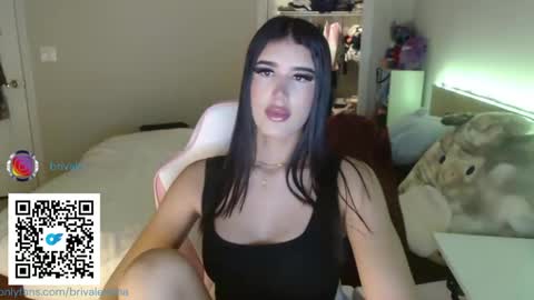 Snapshot of _valentina_rose_25 chatting on 03-12-25, 12:53 _valentina_rose_25 online show from 03-12-25, 12:53