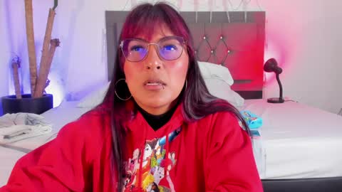 Veronica online show from 01-04-25, 01:31