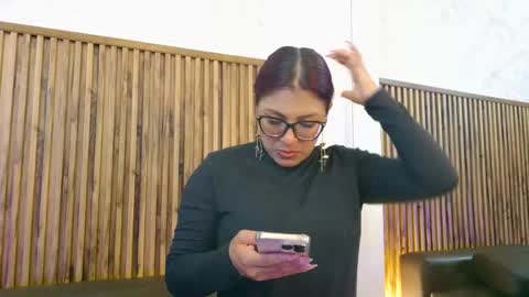 Veronica online show from 09-17-25, 11:34