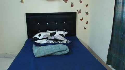 _victoriia_971 online show from 10-31-25, 11:55