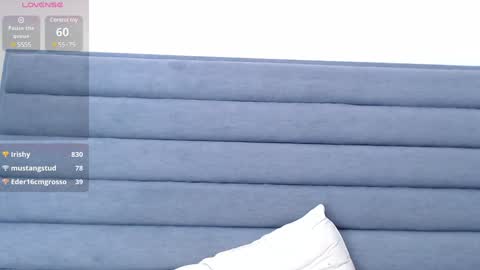 Snapshot of _violet_moon1 chatting on 02-26-25, 01:11 _violet_moon1 online show from 02-26-25, 01:11