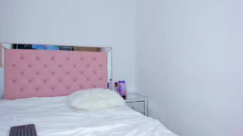 Violeta online show from 03-12-25, 04:08