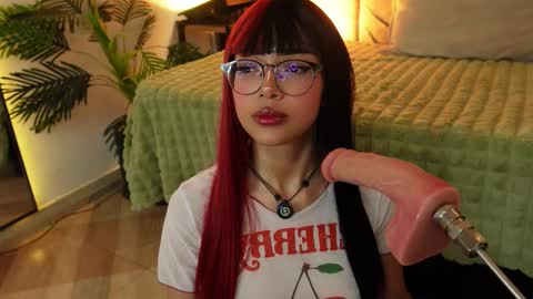 Snapshot of _viollettenoir_ chatting on 03-03-26, 08:37 online show from 03-03-26, 08:37