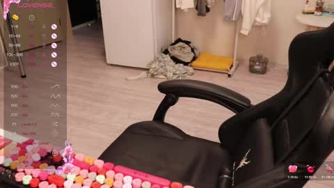 Alis online show from 01-12-26, 09:03