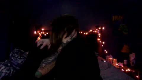 Snapshot of _voidlounge chatting on 11-21-25, 12:37 _voidlounge online show from 11-21-25, 12:37