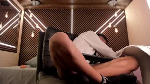 Snapshot of _white_fox_ chatting on 02-12-25, 08:59 white fox online show from 02-12-25, 08:59