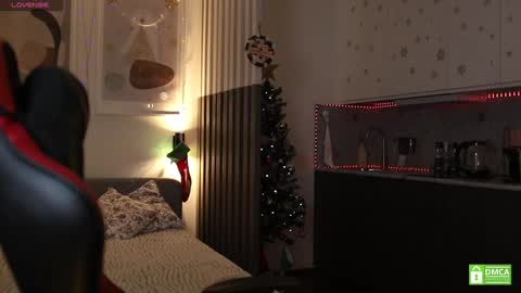 Kristina online show from 12-22-24, 01:22