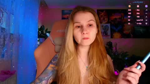 Snapshot of _witch__ chatting on 01-10-26, 07:32 Enni online show from 01-10-26, 07:32