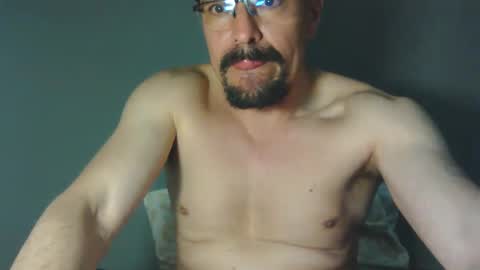 _yjesneth2011 online show from 10-07-25, 01:03