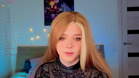 LITTLE FOX online show from 01-19-26, 04:11