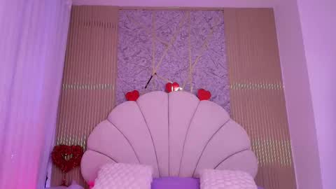 Snapshot of a_aisha chatting on 03-02-26, 12:01 Aisha online show from 03-02-26, 12:01