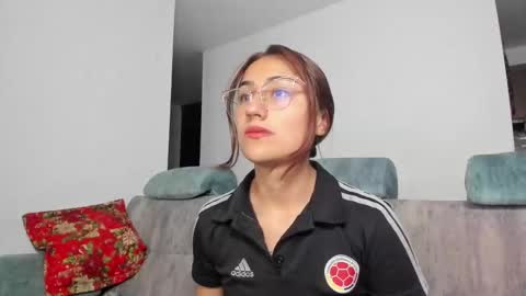 A Sexy Couple online show from 01-10-25, 02:04