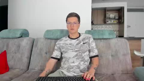 A Sexy Couple online show from 01-12-25, 05:01