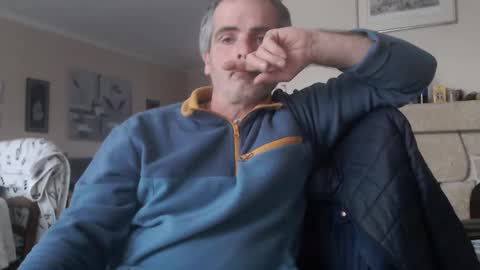 Snapshot of aalex1717 chatting on 12-18-24, 04:06 Aalex1717 online show from 12-18-24, 04:06