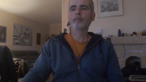 Snapshot of aalex1717 chatting on 12-26-24, 07:24 Aalex1717 online show from 12-26-24, 07:24