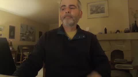 Snapshot of aalex1717 chatting on 01-05-25, 02:06 Aalex1717 online show from 01-05-25, 02:06