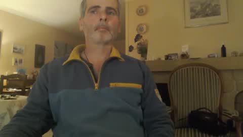 Snapshot of aalex1717 chatting on 01-09-25, 07:50 Aalex1717 online show from 01-09-25, 07:50