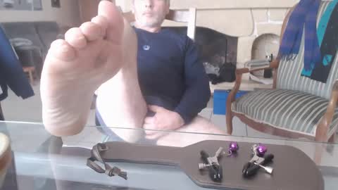 Snapshot of aalex1717 chatting on 02-06-25, 03:31 Aalex1717 online show from 02-06-25, 03:31