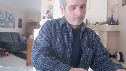 Snapshot of aalex1717 chatting on 02-20-25, 12:04 Aalex1717 online show from 02-20-25, 12:04