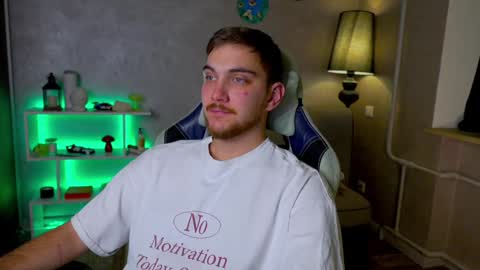 Alex online show from 01-10-25, 05:05