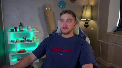 Alex online show from 02-26-25, 05:09