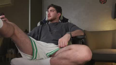 Alex online show from 11-18-25, 08:19