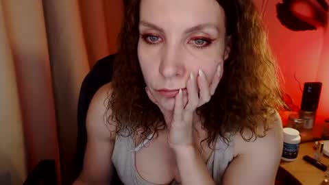 Katie online show from 01-21-25, 03:54