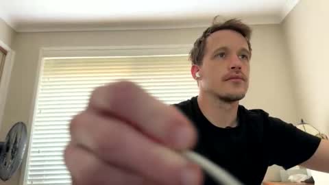 Kris online show from 01-18-26, 10:24