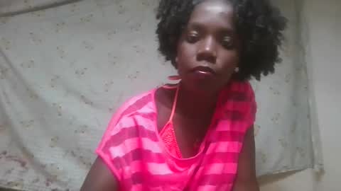 Snapshot of aangelinee chatting on 10-23-25, 06:50 aangelinee online show from 10-23-25, 06:50