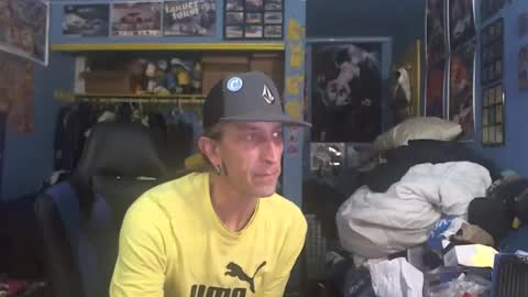 Snapshot of aaron111dub chatting on 01-19-25, 05:15 NorCalLongSlong online show from 01-19-25, 05:15