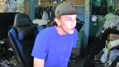 Snapshot of aaron111dub chatting on 01-12-26, 05:45 NorCalLongSlong online show from 01-12-26, 05:45