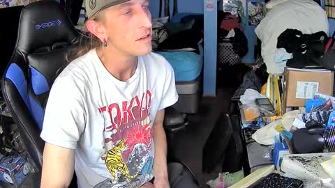Snapshot of aaron111dub chatting on 06-11-26, 03:10 NorCalLongSlong online show from 06-11-26, 03:10