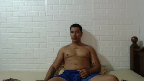 Snapshot of aaron_miller97 chatting on 10-03-25, 04:48 Aaron Miller online show from 10-03-25, 04:48