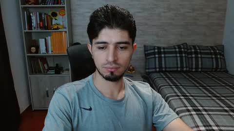 Aaron online show from 10-23-25, 07:23