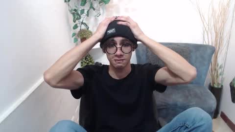 Aaron online show from 02-28-26, 11:44