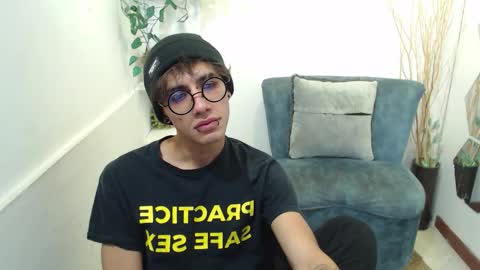 Aaron online show from 03-02-26, 12:01