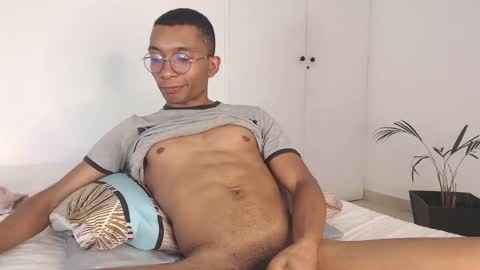 Heyy my name is Aaron online show from 02-23-25, 05:34