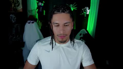 AARON  online show from 10-25-25, 10:37