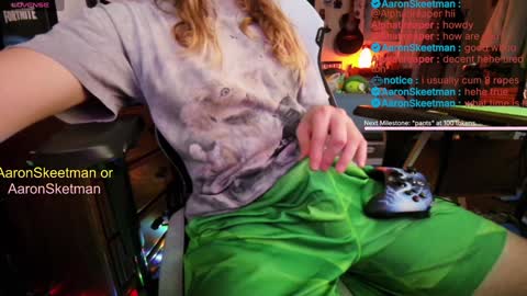 Snapshot of aaronskeetman chatting on 12-23-24, 12:30 Aaron Skeetman online show from 12-23-24, 12:30
